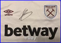 100% Genuine Felipe Anderson Signed West Ham United Football Shirt With COA