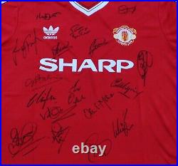 1986-88 Man Utd Home Shirt Squad Signed inc. Davenport & Stapleton COA (21586)