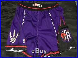 1998-99 Vince Carter Game Used Worn And Signed Jersey with Shorts Toronto Raptors