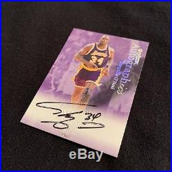 1999 Fleer Skybox Autographics SHAQUILLE O'NEAL Signed Lakers 34 MINT