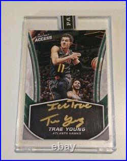 2018-19 Panini Instant Access Trae Young /10 Auto Signed ICE TRAE inscription
