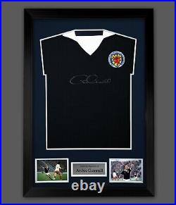 Archie Gemmill Signed Front Scotland Football Shirt In A Framed Presentation