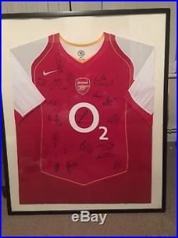 Arsenal Invincible Season 03/04 Squad Signed Framed Shirt