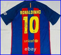 Barcelona Ronaldinho Signed Soccer Jersey Autographed Beckett BAS
