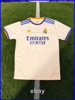 Camavinga Signed Beckett Authenticated Shirt (Real Madrid)