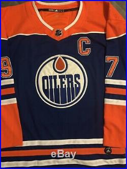 Connor McDavid Signed Captains Blue Oilers Jersey (COA)