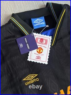 ERIC CANTONA Hand Signed Original UMBRO Man Utd #7 Away Long Sleeve Shirt COA