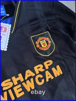 ERIC CANTONA Hand Signed Original UMBRO Man Utd #7 Away Long Sleeve Shirt COA