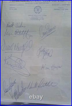 Everton Team Autographs Circa 1984/1985