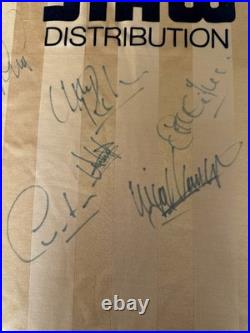 Excellent Condition Wolverhampton wanderers WWFC 1988 Signed Shirt Memorabilia