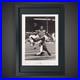 Fantastic_Framed_Eusebio_Signed_Photo_Benfica_Legend_Signed_Photo_129_01_sif