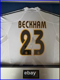 Framed David Beckham Shirt (Real Madrid No. 32)
