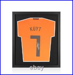 Framed Dirk Kuyt Signed Netherlands Shirt 2010-2011, Home, Number 7 Compact