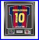 Framed_Ronaldinho_Signed_Barcelona_Shirt_2020_2021_Number_10_Premium_01_ger