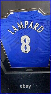 Frank Lampard Hand Signed Chelsea Shirt In a framed Presentation