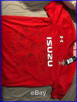 Fully signed welsh rugby kit jersey shirt current 2019 grand slam WRU rare