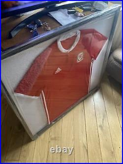 Gareth Bale Signed Wales Football Shirt Framed Authenticated