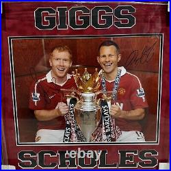 Giggs And Scholes Signed memorabilia