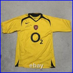 Gilberto Silva Arsenal Signed Shirt RARE