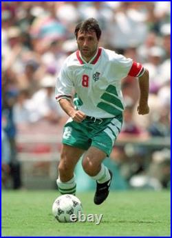 Hand Signed HRISTO STOICHKOV Bulgaria Retro Football Home Shirt WC Rare Proof