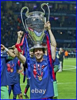 Hand Signed SERGI ROBERTO FC Barcelona Retro Home Shirt UCL Proof