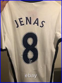 Jermaine Jenas signed spurs shirt 2008/09