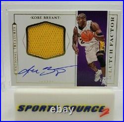 Kobe Bryant 2015-16 National Treasures Clutch Factor Auto Jersey # 22/25 Signed