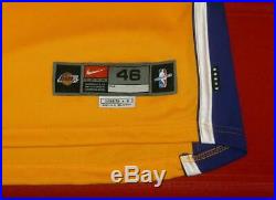 Kobe Bryant Signed'99-'00 Nike Los Angeles Lakers Gold Game Jersey UDA Hologram