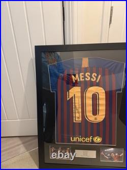 Leo Messi Framed Barcelona Shirt & Signature Frame