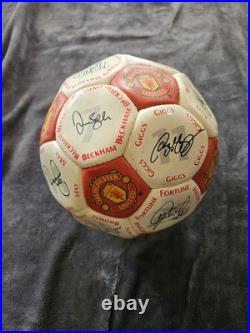 Man United Signed 01-02 Football Signatures From Sir Alex & Full Squad
