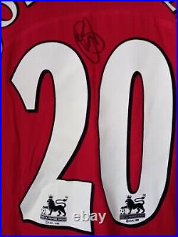 Manchester United 2004 Number 20 Home Shirt Signed Ole Gunnar Solskjaer