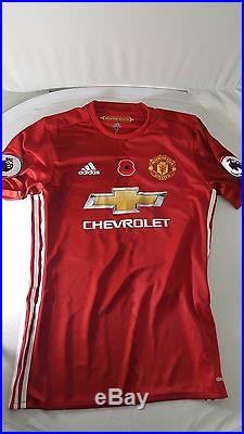Manchester United VALENCIA Poppy Premier League MATCH ISSUSED and SIGNED shirt