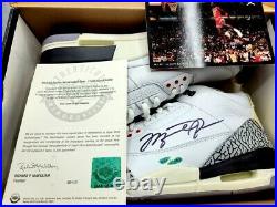 Michael Jordan 2013 Flight School Camp Autographed Shoe with Upper Deck C. O. A