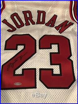 Michael Jordan Upperdeck Signed Jersey