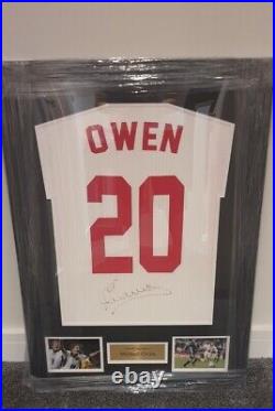 Michael Owen Signed England Framed Shirt