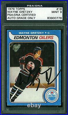 Oilers Wayne Gretzky Signed Card 1979 Topps RC #18 with Mint 9 Auto! PSA Slabbed