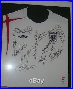 RARE England shirt signed by Beckham Rooney Gerrard Lampard Owen Campbell etc