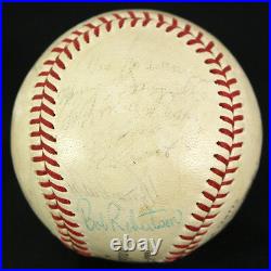 Roberto Clemente Signed 1967 Pittsburgh Pirates Team Baseball Jsa Loa Autograph