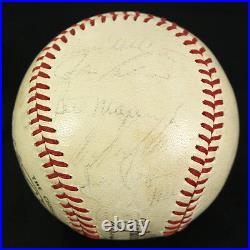 Roberto Clemente Signed 1967 Pittsburgh Pirates Team Baseball Jsa Loa Autograph