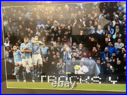 Robin Van Persie Signed Picture Framed Display (Man U V Man City)