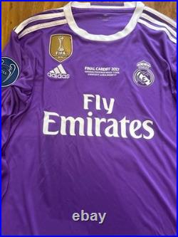 Ronaldo Signed Real Madrid Away Shirt With Coa Included