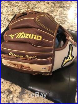 SIGNED Mizuno Limited Edition Commemorative Chipper Jones HOF Glove #56/110