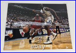 Shaquille O'Neal Signed Photo COA