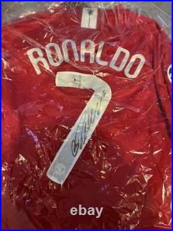Signed 2008 Man Utd CL Shirt Signed. By Ronaldo Beckett Authenticated