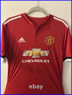 Signed Authentic Ashley Young Manchester United Shirt Red, Medium 2014-2015