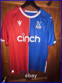 Signed Eberchi Eze shirt 23/24. Willing to negotiate price just pop me a message