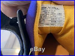 Signed Game Worn Used Kobe Bryant Shoe #8 Nike Air Huarache 2003-2004 Season