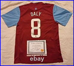Signed Rachel Daly Aston Villa Women Football Shirt with COA