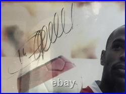 Signed and Framed Thierry Henry Picture with COA Arsenal