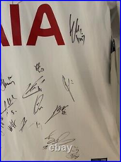 Tottenham Hotspur / Spurs 2017-18 Squad Signed Shirt incl Kane rare with tags